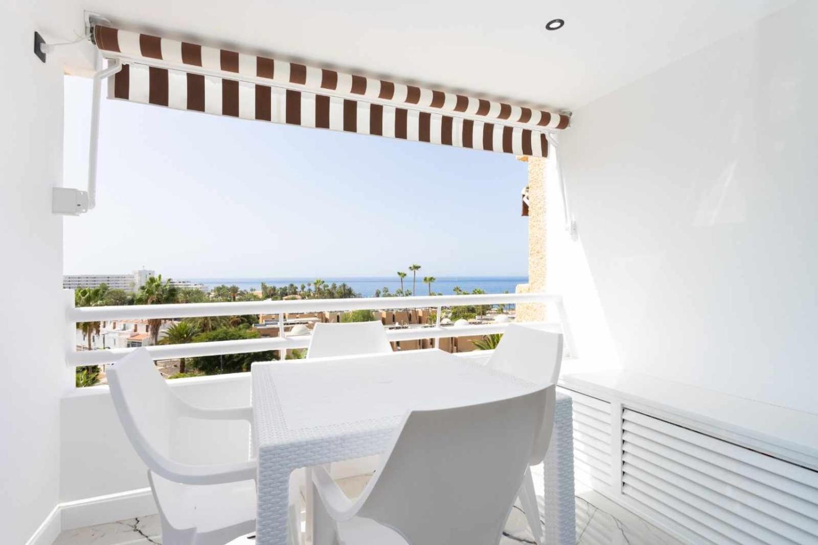 Lujo Borinquen 403 Vista Al Mar Apartment Playa Feñabe Exterior foto