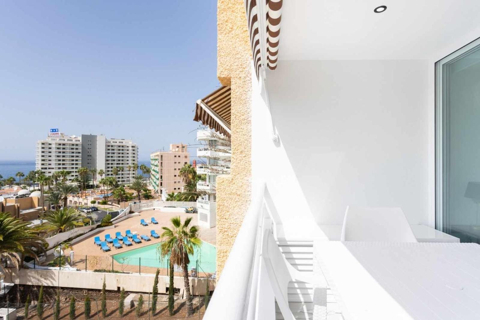 Lujo Borinquen 403 Vista Al Mar Apartment Playa Feñabe Exterior foto